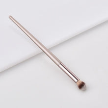 Load image into Gallery viewer, Brushes 1PC Wooden Foundation Cosmetic