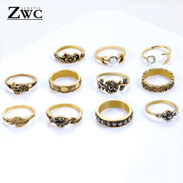 11-Piece Set Crystal Moon Engraved Gold